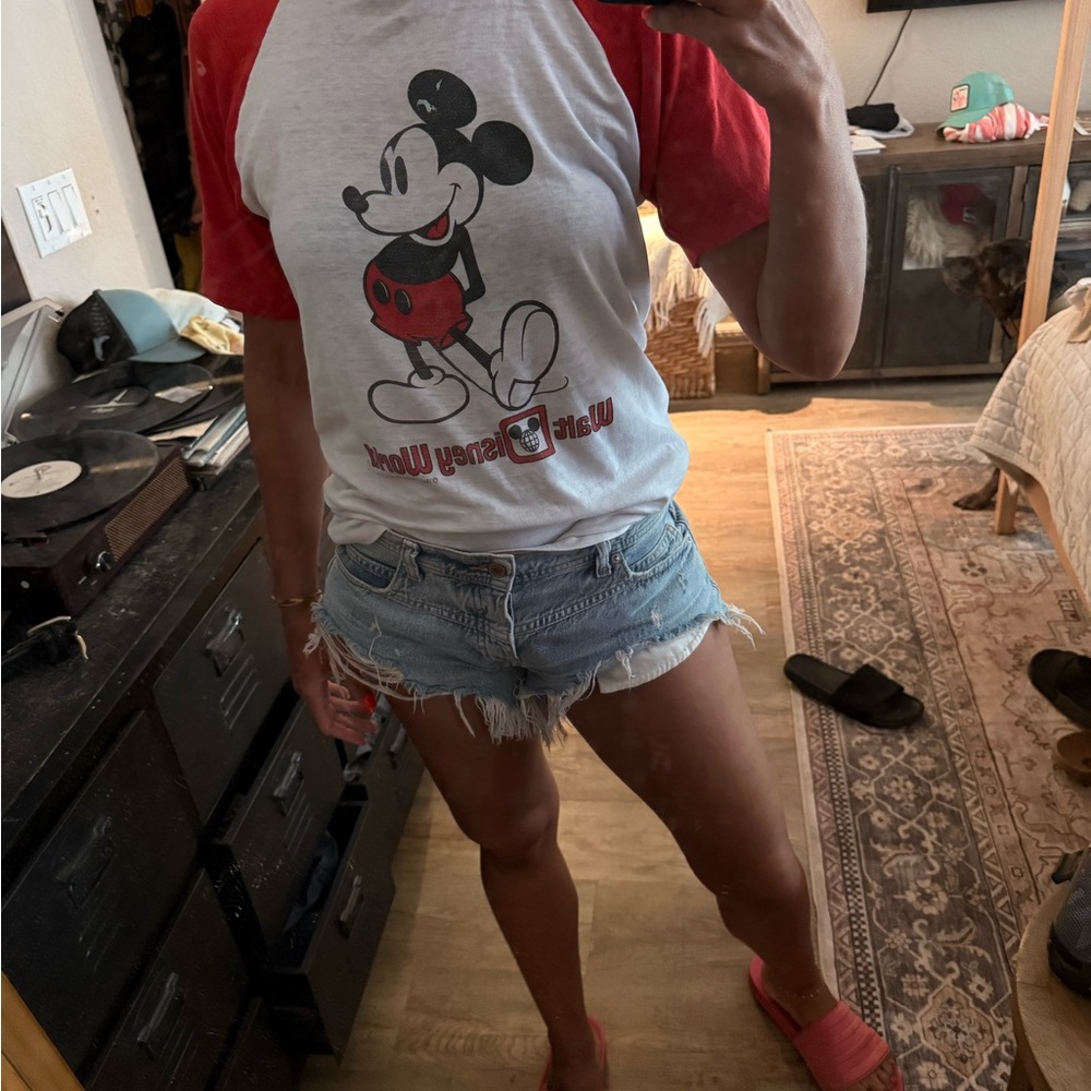 Vintage Disney world tee